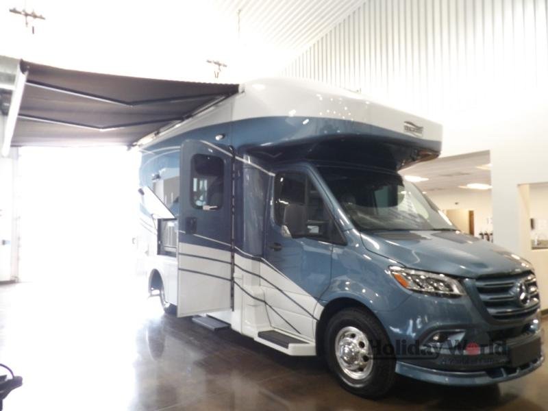 2026 Newmar Freedom Aire in SLATE — front three-quarter view