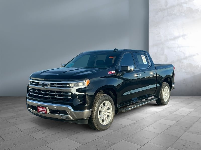 2022 Chevrolet Silverado 1500 — front three-quarter view