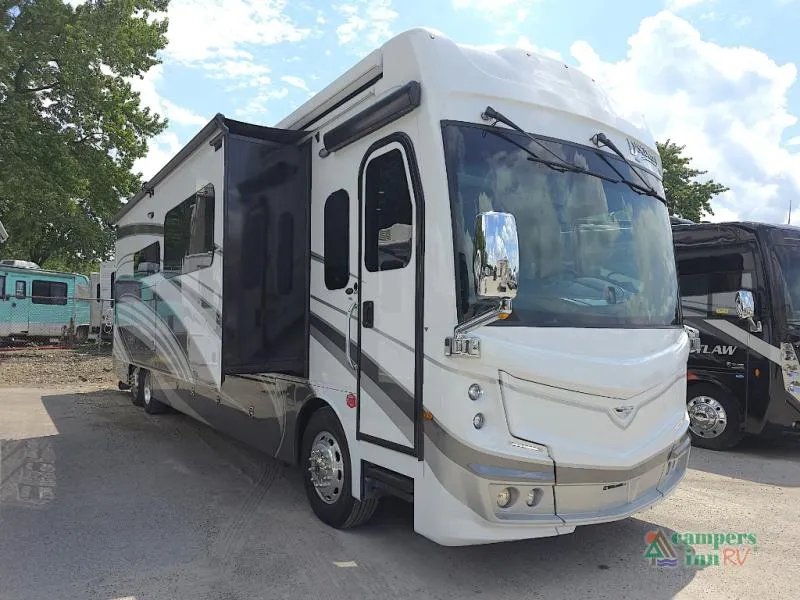 2024 Fleetwood RV Discovery LXE — front three-quarter view