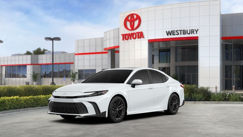 2026 Toyota Camry SE AWD in Ice Cap — front three-quarter view