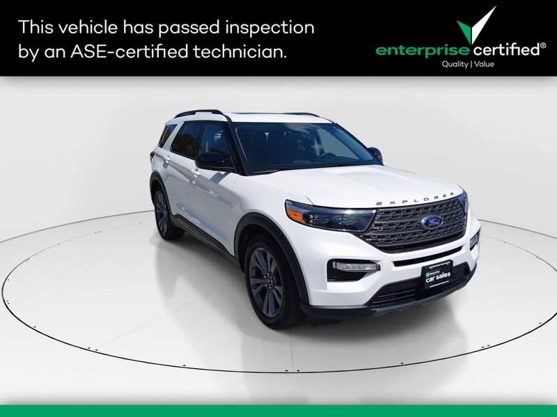 2024 Ford Explorer XLT RWD — front three-quarter view