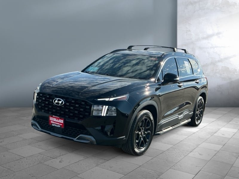 2022 Hyundai Santa Fe — front three-quarter view