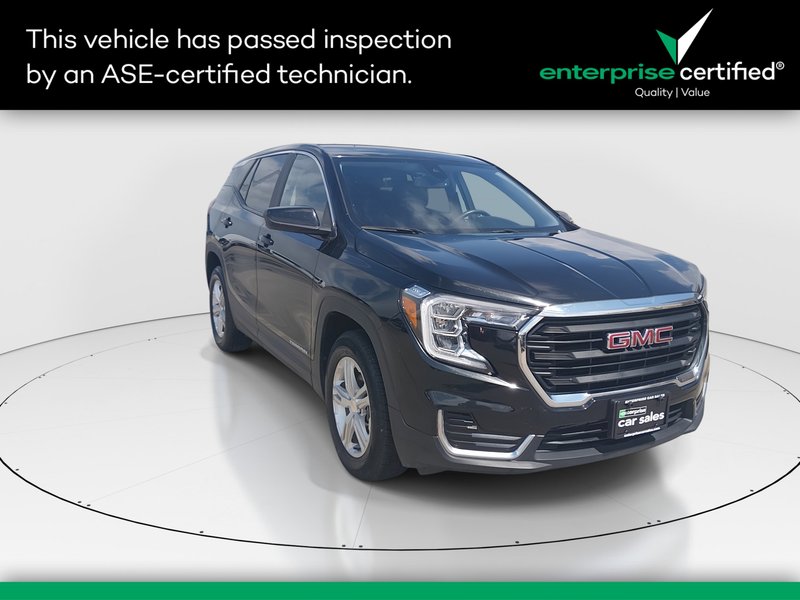 2024 GMC Terrain FWD 4dr SLE — front three-quarter view