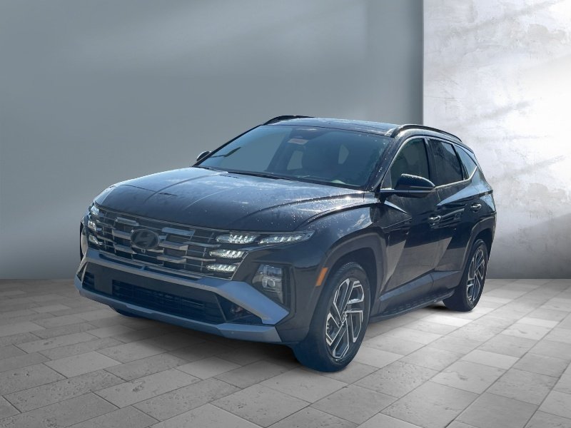 2025 Hyundai Tucson — front three-quarter view