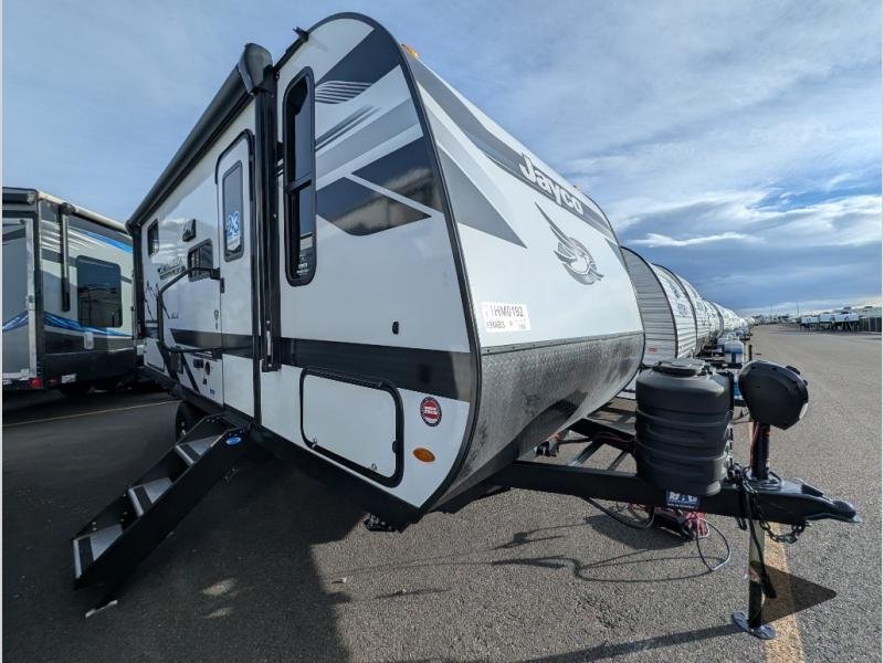 2026 Jayco Jay Feather Air — front three-quarter view