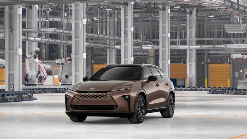 2026 Toyota Crown Signia Limited — front three-quarter view