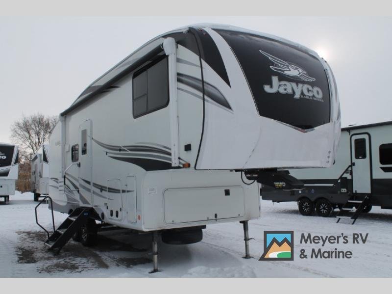 2021 Jayco Eagle HT — front three-quarter view