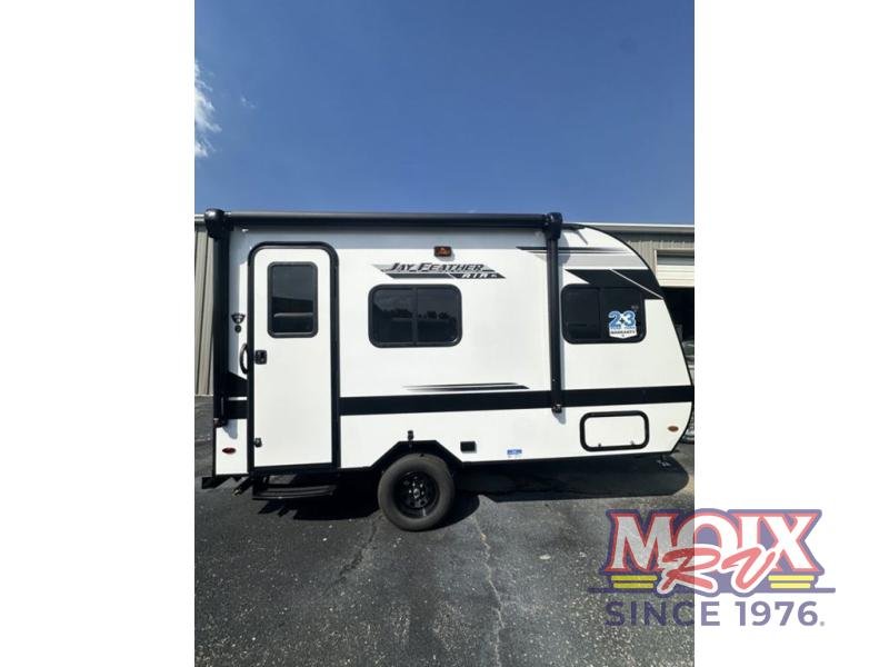2026 Jayco Jay Feather Air SL — front three-quarter view