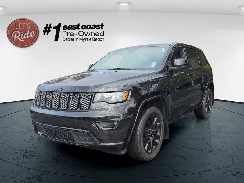 2021 Jeep Grand Cherokee — front three-quarter view