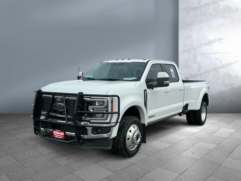 2023 Ford Super Duty F-450 DRW — front three-quarter view