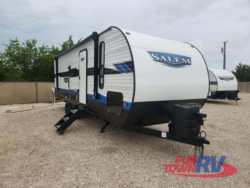 2023 Forest River RV Salem — front three-quarter view