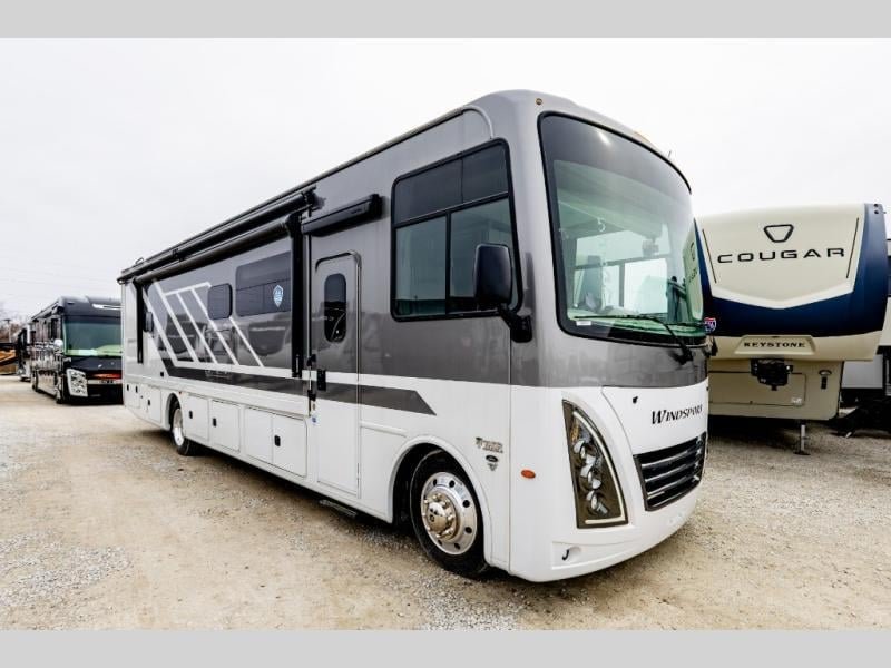 2026 Thor Motor Coach Windsport — front three-quarter view
