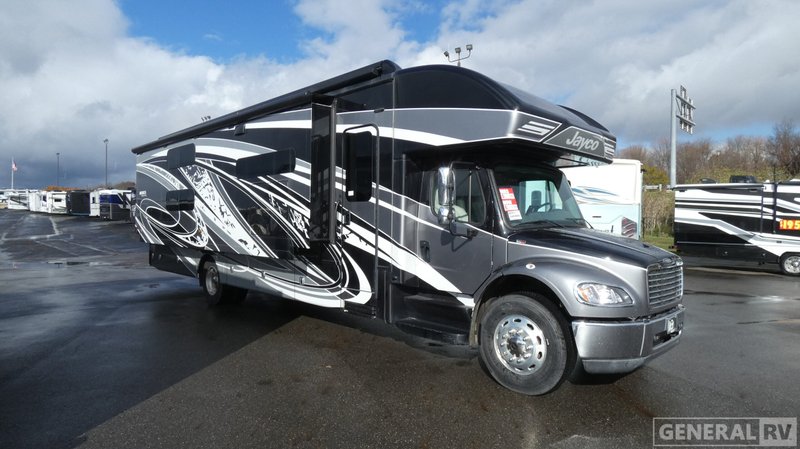 2023 Jayco Seneca Prestige — front three-quarter view