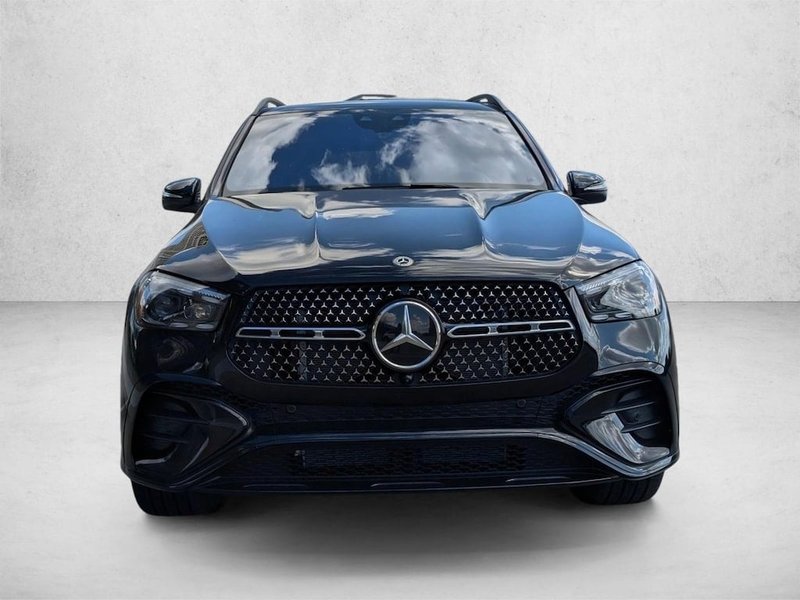 2026 Mercedes-Benz GLE 580 GLE 580 4MATIC ® SUV in Obsidian Black — front three-quarter view