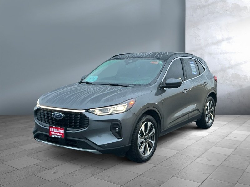 2025 Ford Escape — front three-quarter view