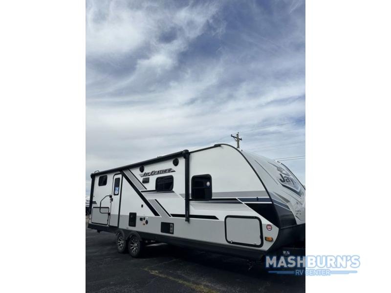 2024 Jayco Jay Feather — front three-quarter view