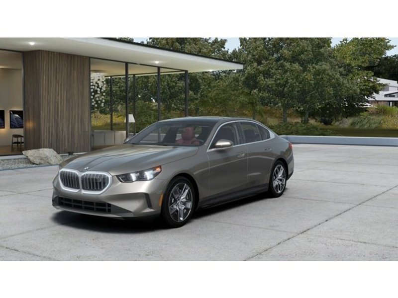 2026 BMW i5 xDrive40 in Oxide Grey Metallic — front three-quarter view