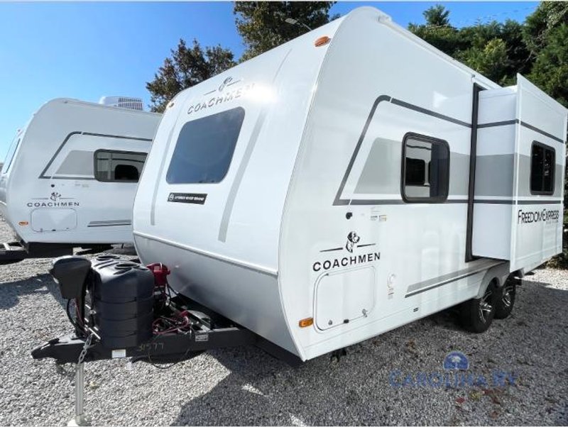 2026 Coachmen Freedom Express Select — front three-quarter view