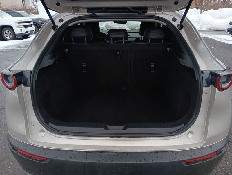 2023 Mazda CX-30 2.5 S Preferred Package C30PFXA — front three-quarter view