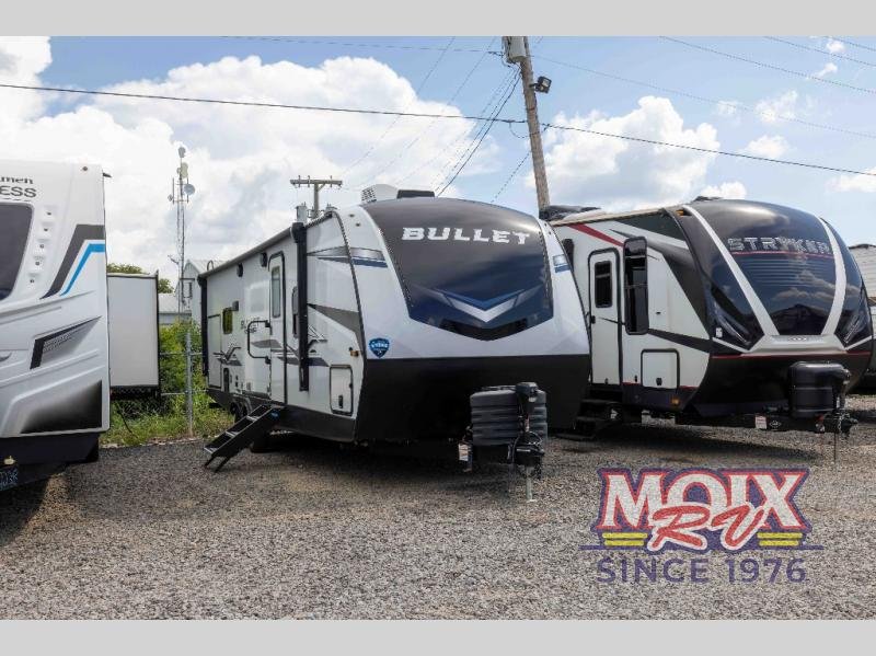 2024 Keystone Bullet — front three-quarter view