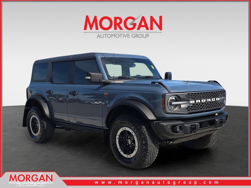 2023 Ford Bronco Badlands in Azure Gray Metallic Tri-Coat — front three-quarter view