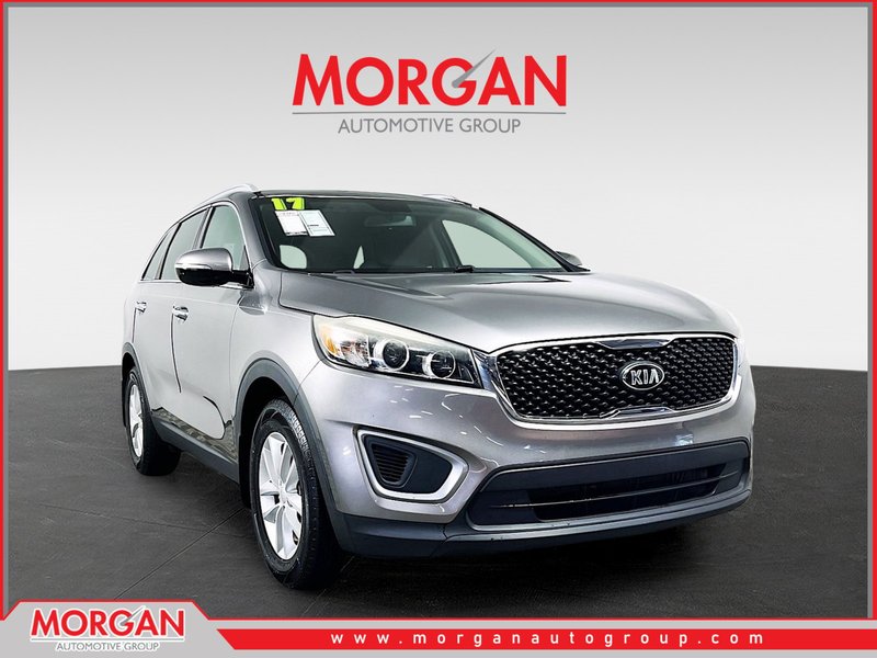 2017 Kia Sorento LX in Silver — front three-quarter view