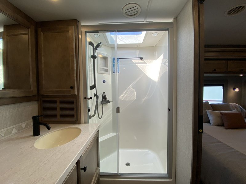 2026 Tiffin Motorhomes Byway 38 CL — front three-quarter view