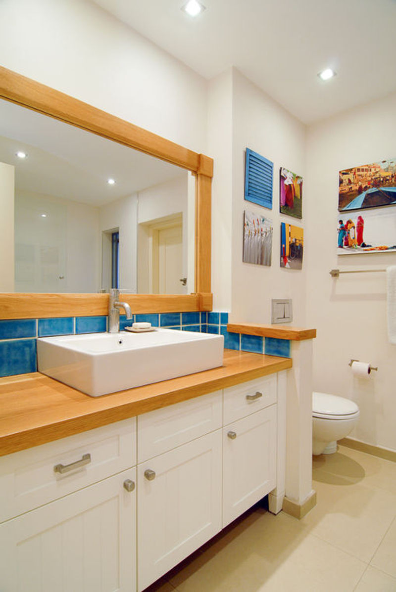 2e95b9_6edb2f2aaef546b7a2ae83aa714eb641~mv2-2.jpg