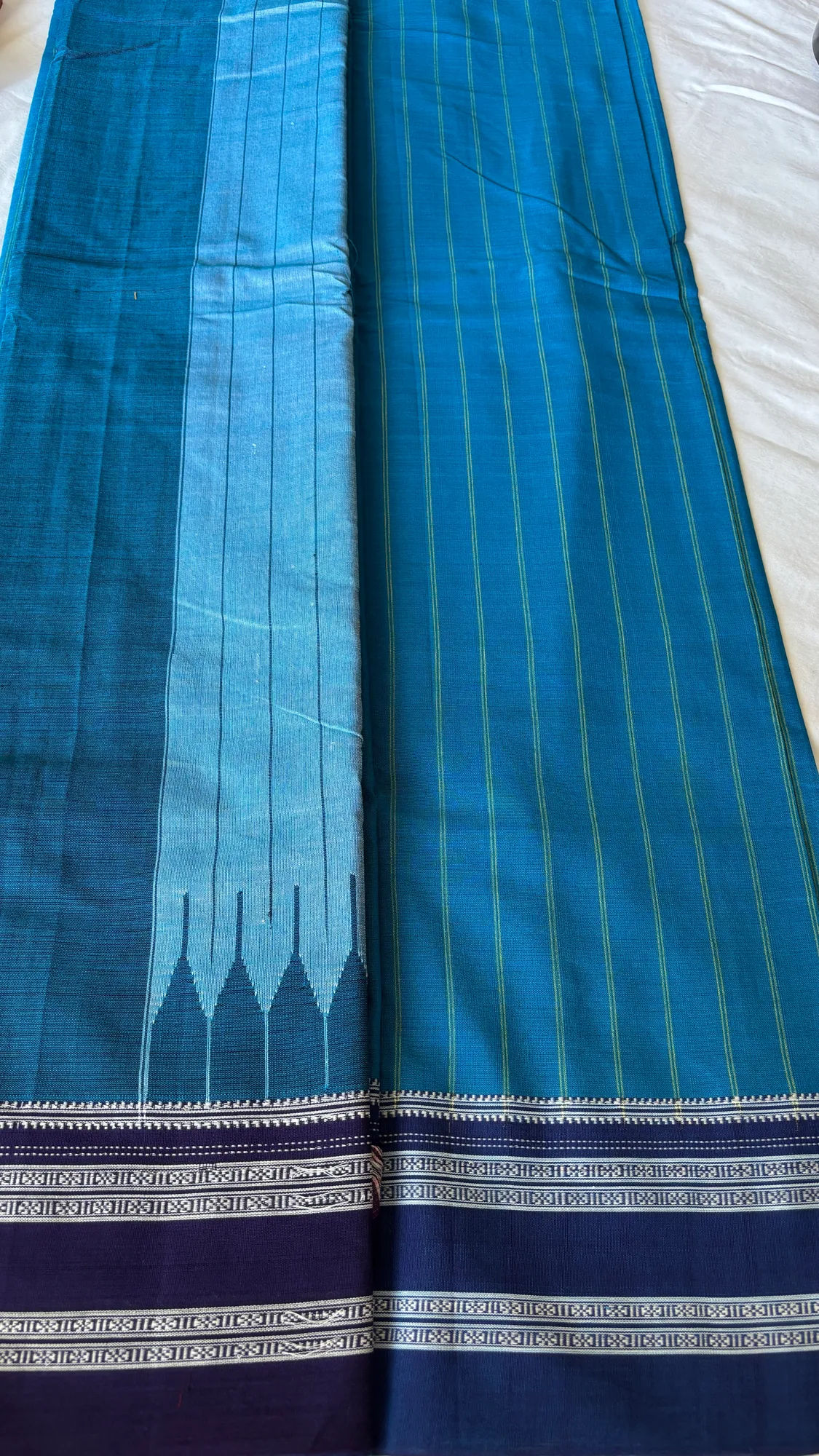 Gayatri Border Pure Cotton Handloom Ilkal Saree - Blue - Navy Blue Border - Cotton Pallu authentic saree - view 3
