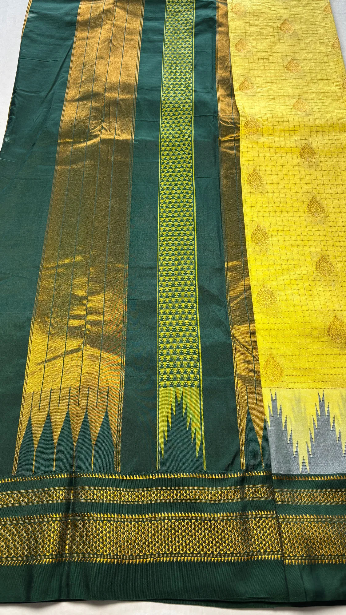 Tana Silk Ilkal Saree - Lemon Yellow - Dark Green authentic saree - view 4