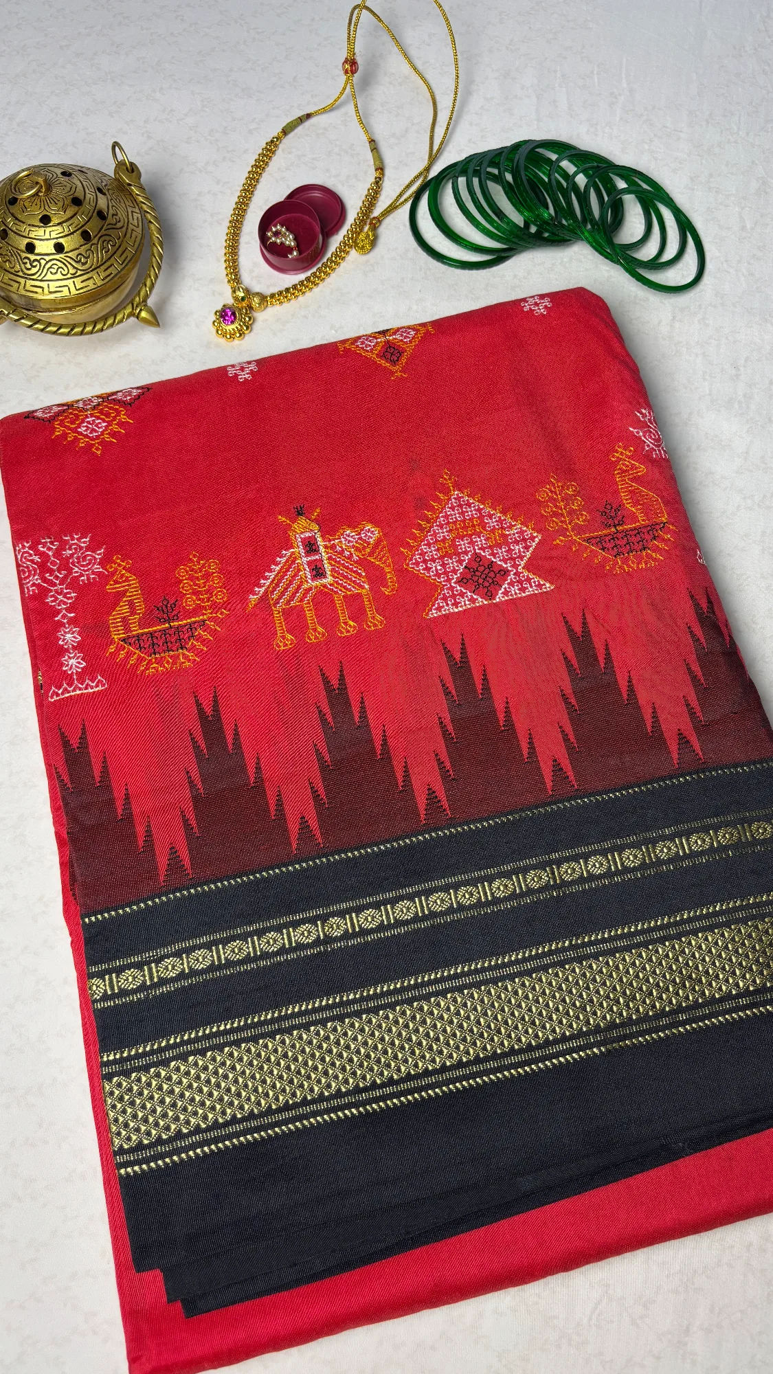 Red - Black Border