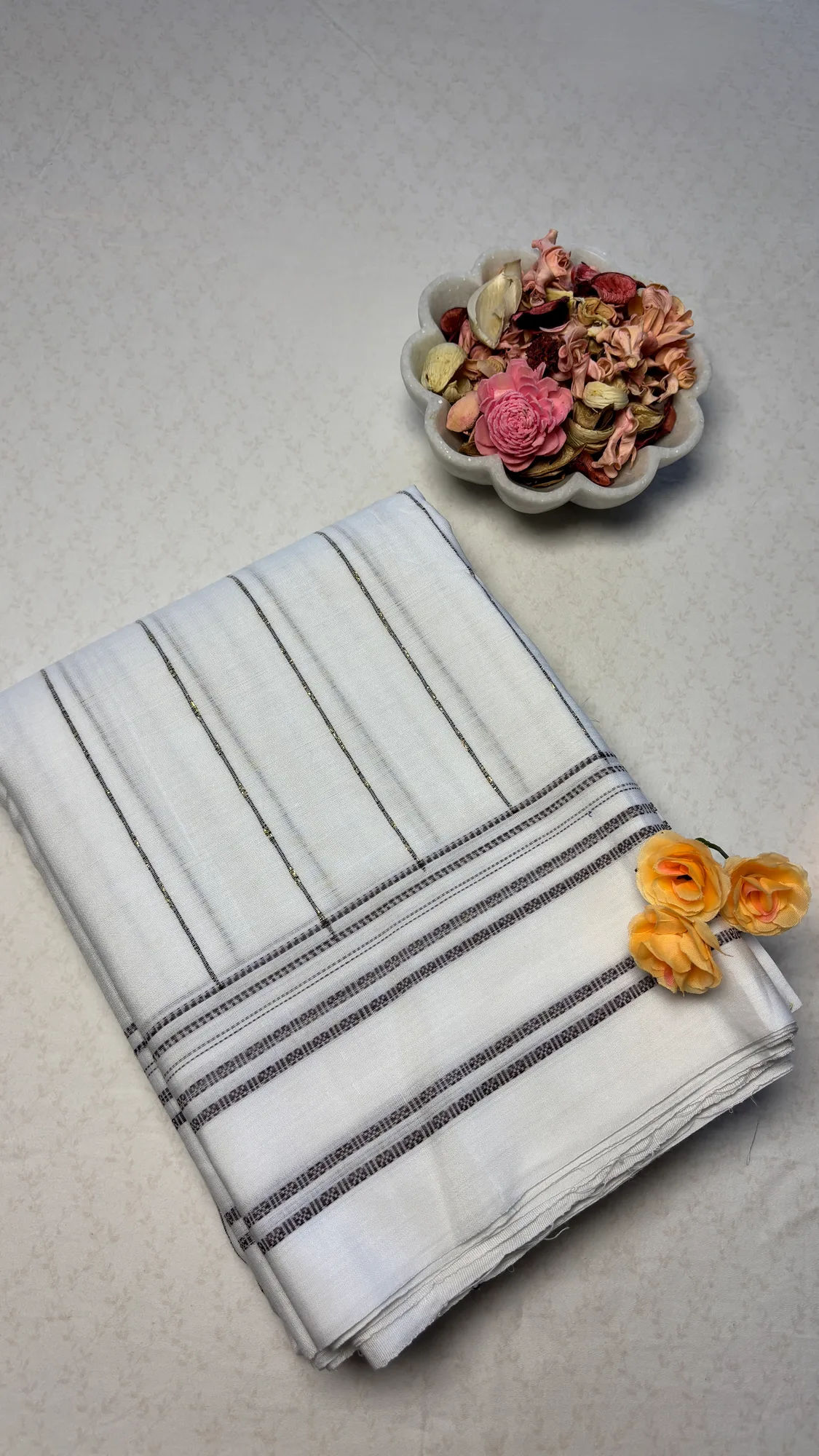Gayatri Border Pure Cotton Handloom Ilkal Saree - White - Fine Thread Lines - Cotton Pallu