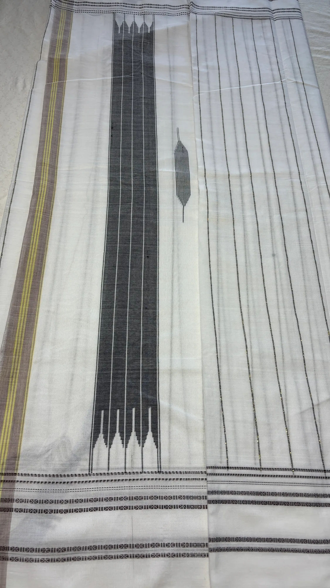 Gayatri Border Pure Cotton Handloom Ilkal Saree - White - Fine Thread Lines - Cotton Pallu authentic saree - view 3