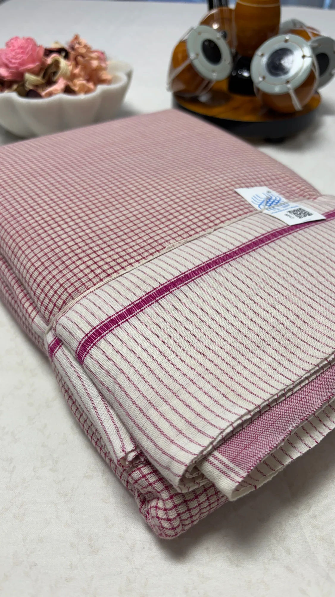 Patted Anchu Handloom Cotton Saree (Checks)