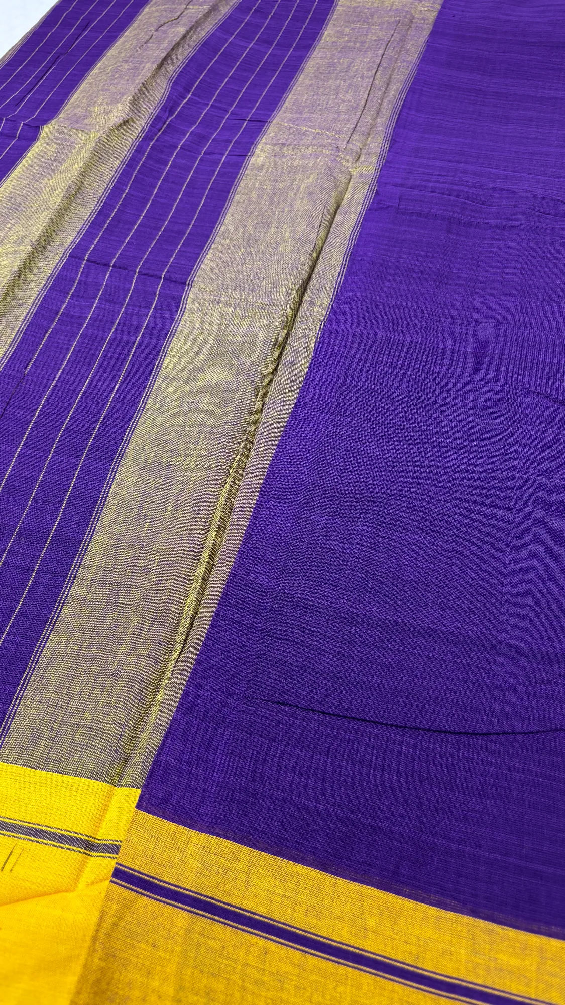 Patted Anchu Handloom Cotton Saree (Plain) - Purple - Yellow authentic saree - view 5
