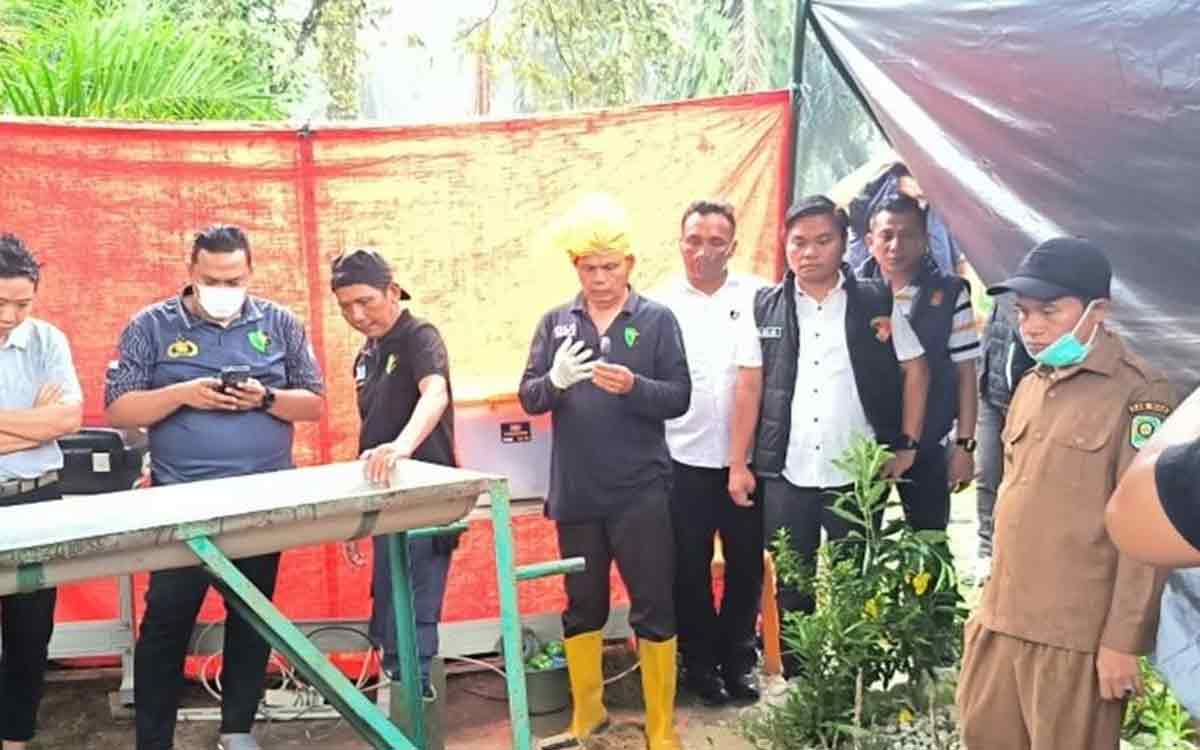 Tragedi Mengerikan di Siak! Anak Tewas Diduga Dianiaya Ibu Tiri, Polisi Turun Ekshumasi