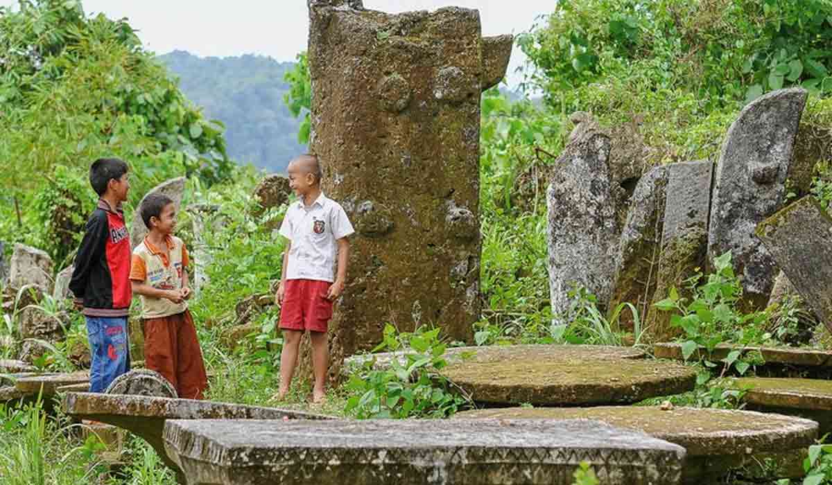 Terungkap! Sejarah Situs Megalitikum di Pulau Nias Yang Memikat Dunia Terungkap! Sejarah Situs Megalitikum di Pulau Nias Yang Memikat Dunia