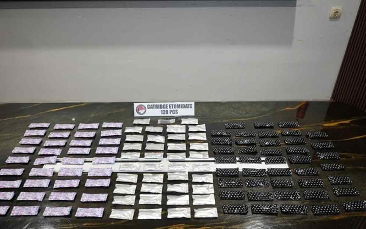 Bikin Heboh! Polda Metro Gagalkan Peredaran 120 Cartridge Vape Narkoba di Jakarta Barat