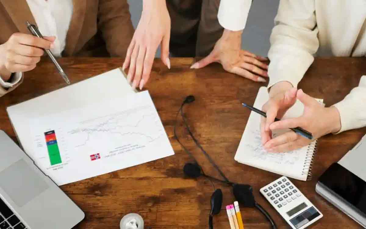 Heboh! Perusahaan Ramai Pecat Karyawan Gen Z, Profesor Ungkap 3 Penyebab