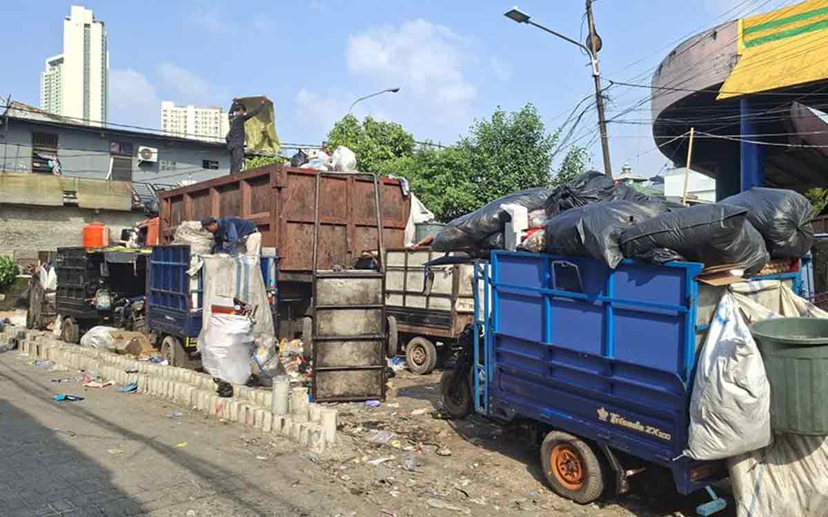 DPRD Jakarta Dorong Sistem Baru! Sampah Terpilah Dari Rumah Akan Diangkut Terpisah
