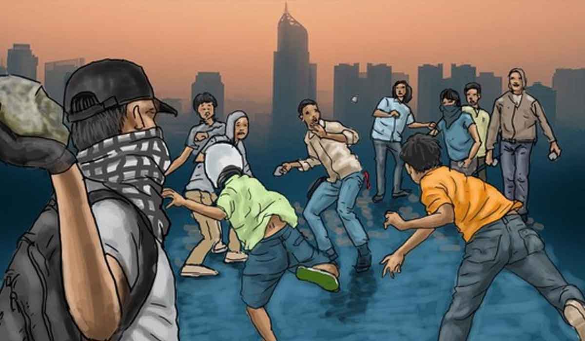 Tawuran Brutal di Depok! Polisi Amankan Puluhan Pemuda dan Senjata Berbahaya