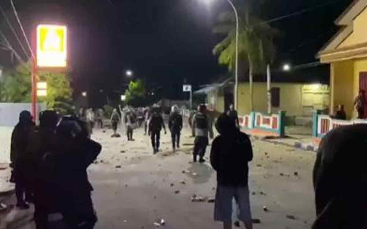 HInsiden Mencekam di Maluku, Polisi Terkena Panah Saat Redam Bentrokan Dua Kelompok