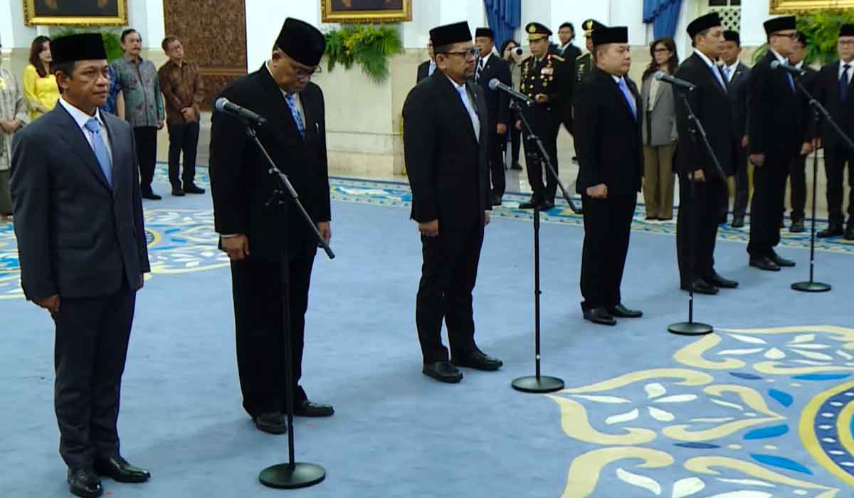 Heboh! Tiba-Tiba Rombak Kabinet, Prabowo Lantik 6 Pejabat Baru Sekaligus