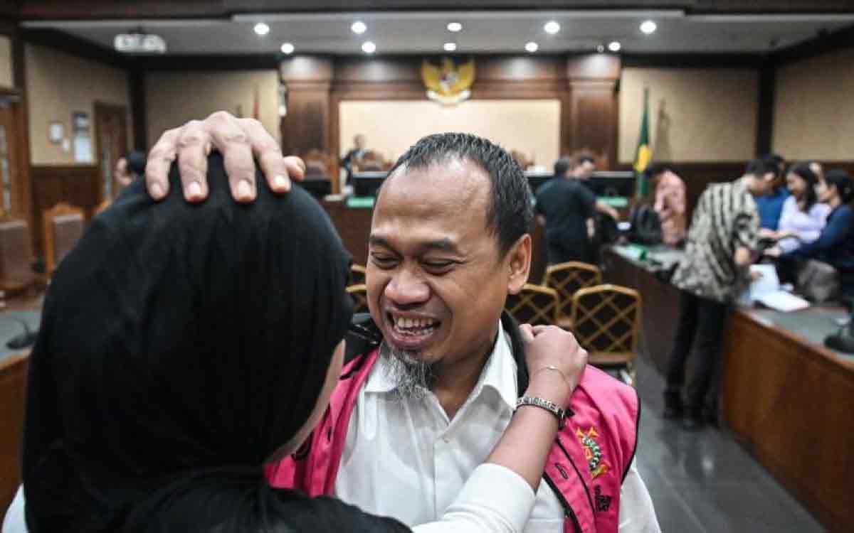 Mengejutkan! Sidang Putusan Korupsi Tata Kelola Minyak Mentah Mendadak Ditunda, Ada Apa?