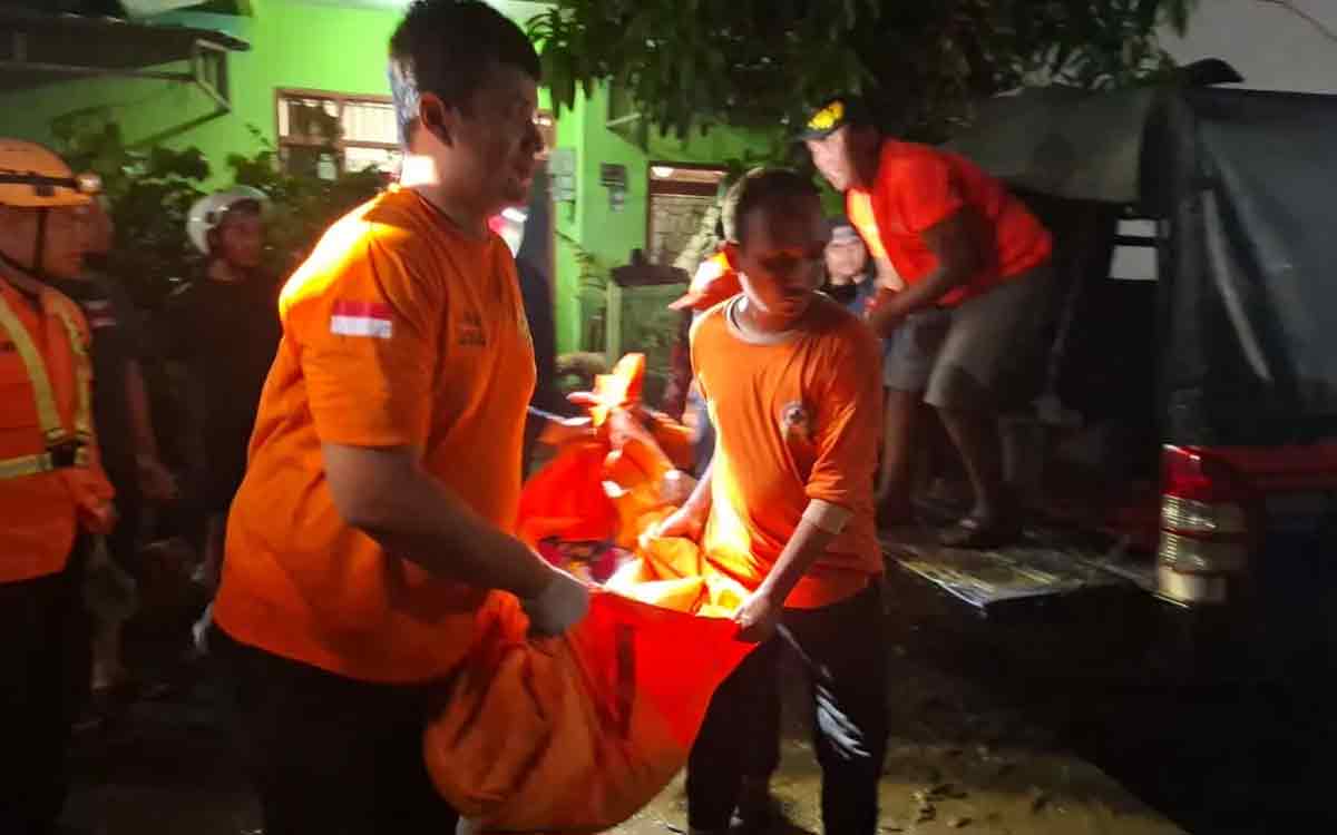 Hilang Terseret Banjir di KIC, Remaja Perempuan Semarang Ditemukan Tak Bernyawa