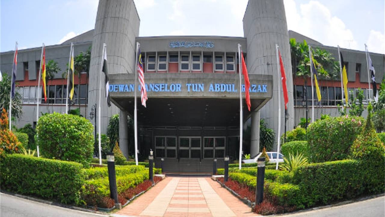 universiti kebangsaan malaysia bangi