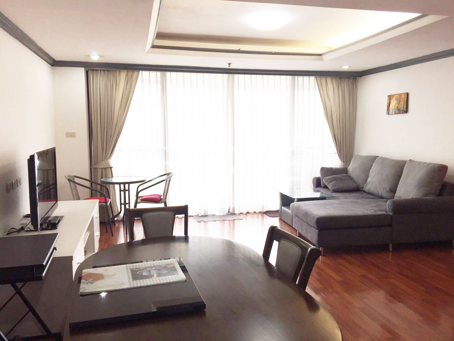 Condo for Rent and Sale : 2 Bd. Unit with Fully Furnished in Asoke District
