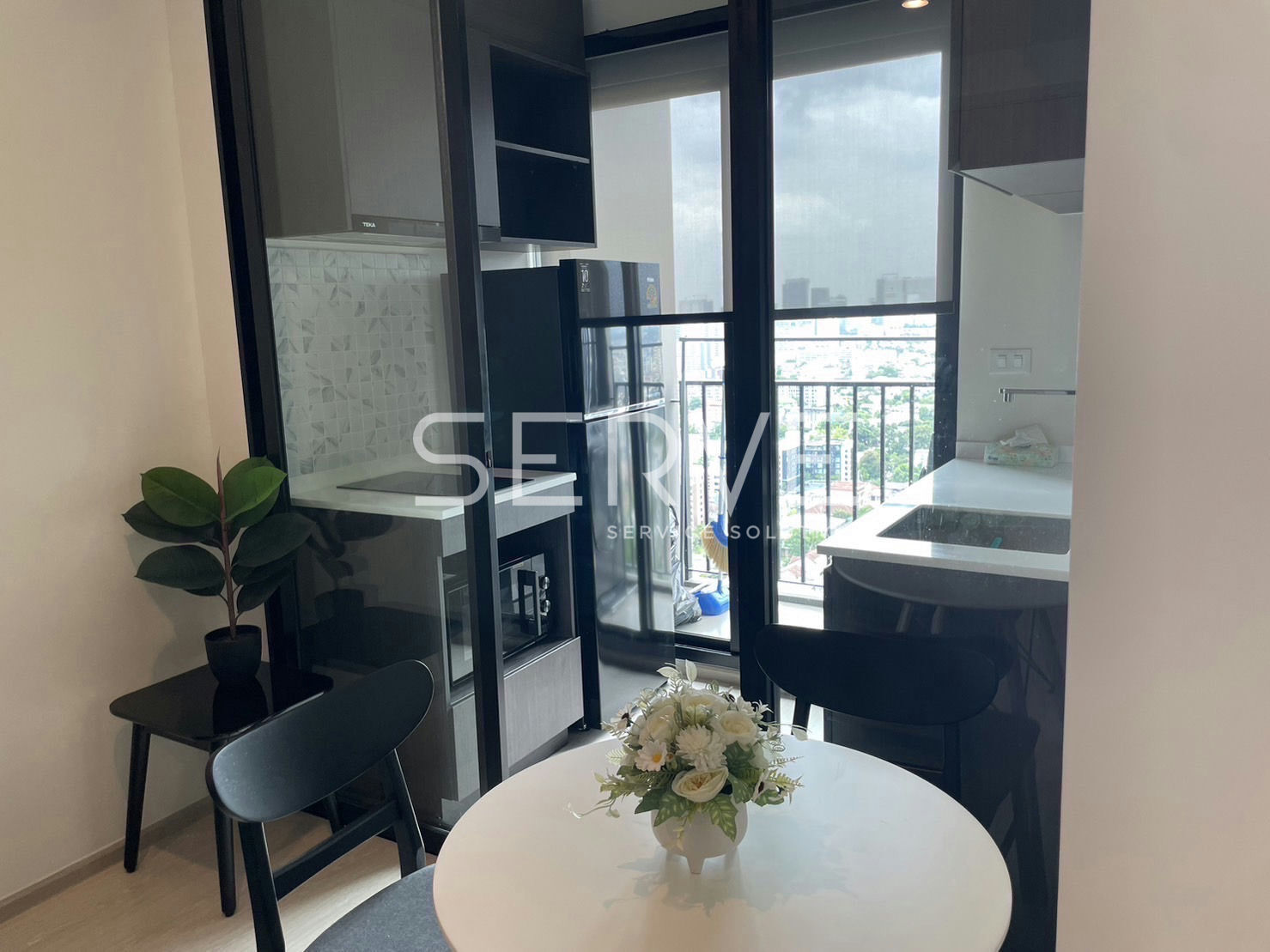 ให้เช่าคอนโด Nue Noble Ratchada Lat Phrao  ใจกลางเมือง ทำเลดี MRT ลาดพร้าว 150 ม.