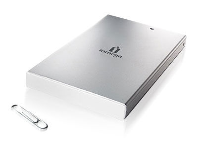 Iomega 200 GB Hi–Speed USB/FireWire external hard drive Silver
