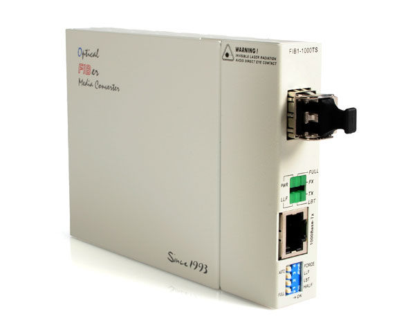StarTech.com Gigabit RJ45 to Multi-Mode LC Fiber Media Converter network media converter 850 nm